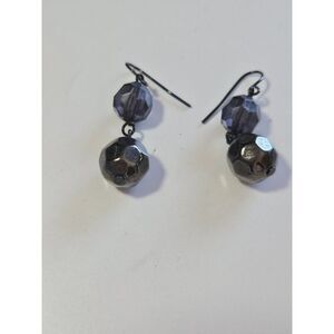 *Sale* Gray beaded earrings